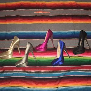 Steve Madden Partyy-R collection! Black pictured